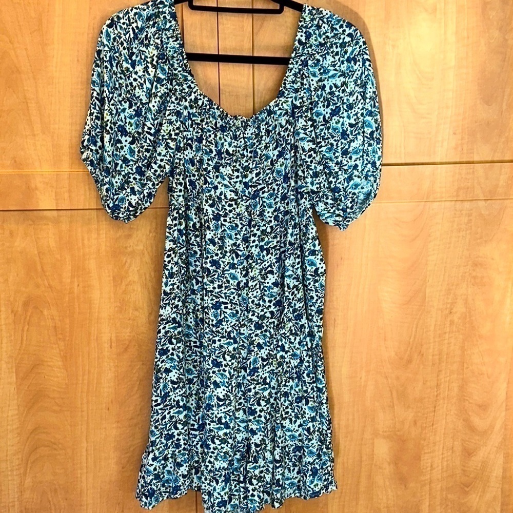 Floral Mini Dress  Blue/Green Size Medium NWOT